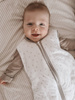 Śpiworek do spania dla niemowląt | NATULINO® BABYCOMFORT | White Leaves & Mint | 21-24°C | 2-warstwowy, nieocieplony