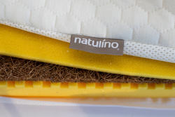 Łóżeczko dla niemowląt Natulino 120 x 60 z materacem DREAM Coco + SNUZA® HERO MD (Wyrób medyczny)       
